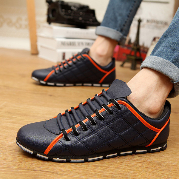 Stílusos férfi tornacipő három színben, színes öltésekkel