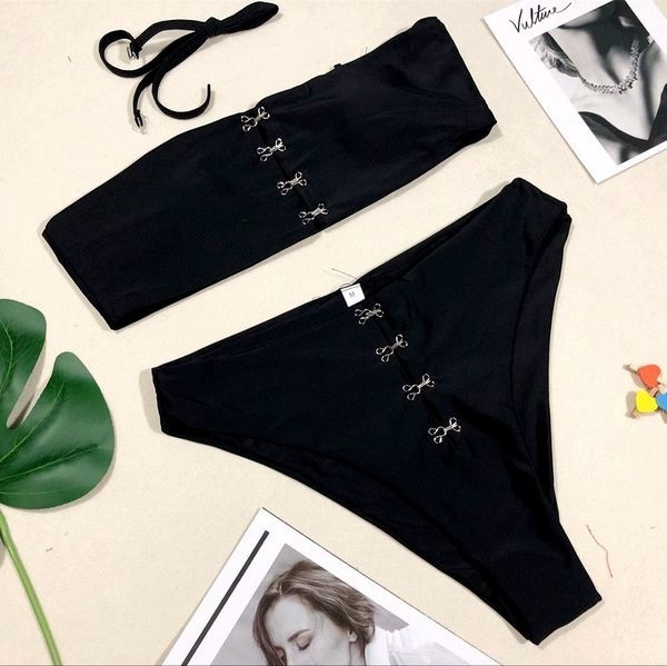 Új! Modern, kétrészes női fürdőruha fekete színben, magas derekú bikinivel