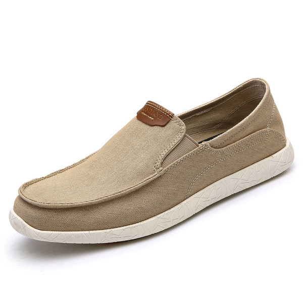 Férfi mokaszin külső varrással több színben