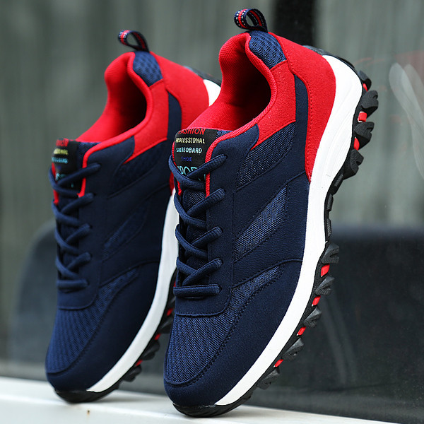 Kényelmes férfi sportcipő