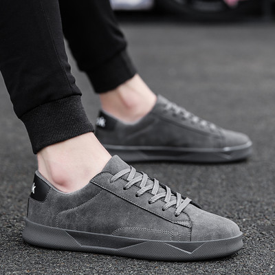 Κομψά καλοκαιρινά πάνινα παπούτσια σε διάφορα μοντέλα