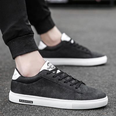 Κομψά καλοκαιρινά πάνινα παπούτσια σε διάφορα μοντέλα