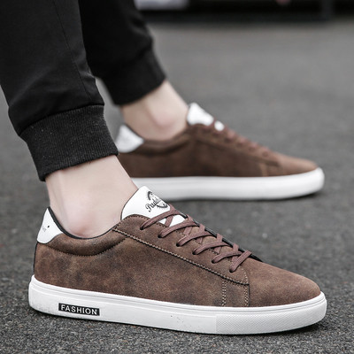 Κομψά καλοκαιρινά πάνινα παπούτσια σε διάφορα μοντέλα