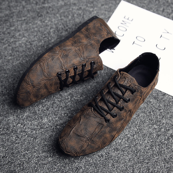 Vékony talpú férfi cipő két színben