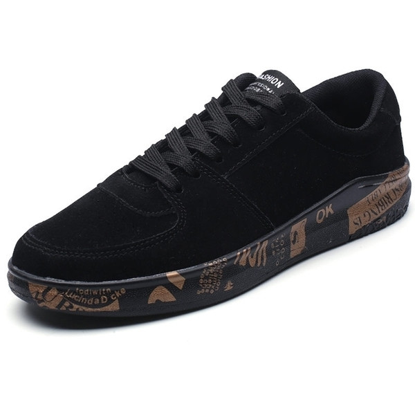 Férfi tornacipő fordított műbőrrel, három színben, mintás talppal