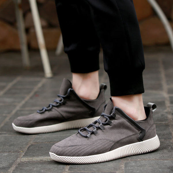 Modern férfi tornacipő fordított műbőrrel, három színben