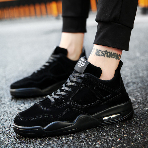 Kényelmes férfi tornacipők minden napra több színben