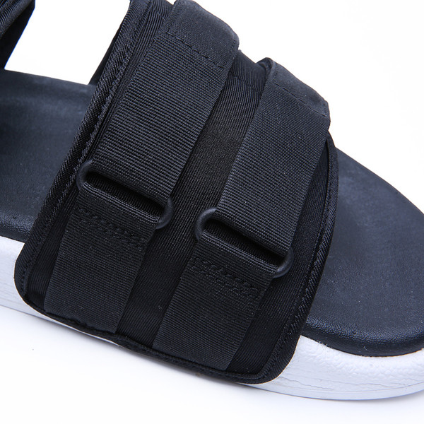 Sport - alkalmi férfi szandál lapos talppal