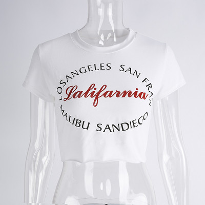 Rövidített hétköznapi női póló fehér színben felirattal