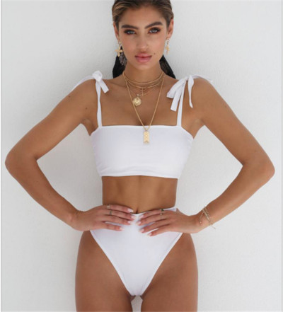Női fürdőruha fehér színben - sima modell