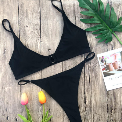 Női fürdőruha két részből - erős szabású, piros és fekete színben