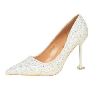 Női brokát cipő három modellben élénk színekben