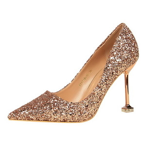 Női brokát cipő három modellben élénk színekben