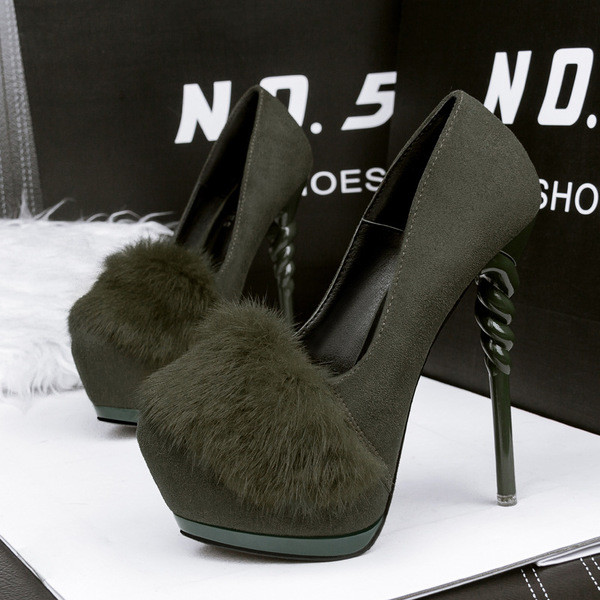 Női cipő magassarkúval és eco pehely elemmel