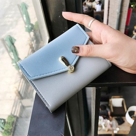 Stílusos mini pénztárca friss színekben, díszítéssel