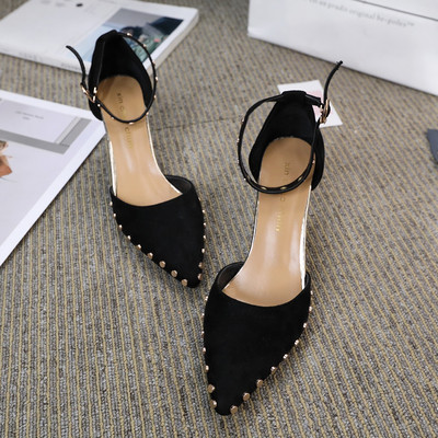 Női velúr cipő magas sarkú fém lyukakkal