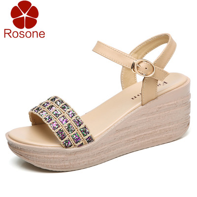 Alkalmi női platformszandál kövekkel és pántokkal, három színben