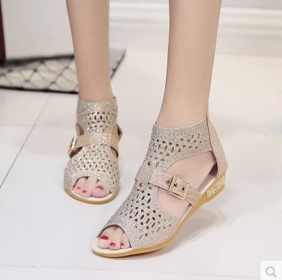 Női hálószandál dekoratív öv elemmel