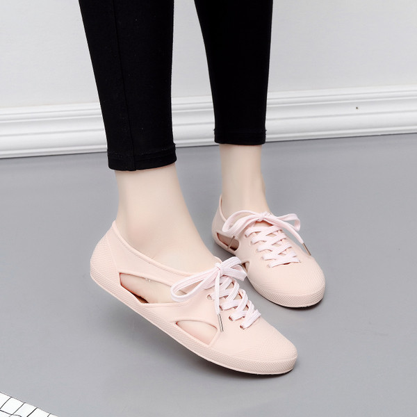 Γυναικέια  παπούτσια παραλίας σε διάφορα χρώματα