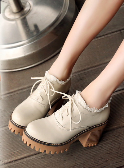 Women`s casual platform shoes with thick heels in three colors