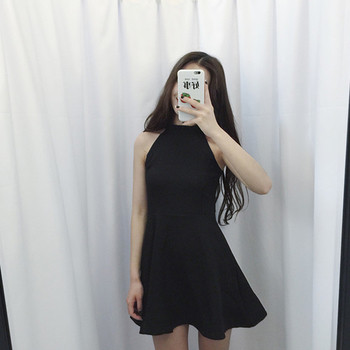 Stílusos női szabású fekete ruha