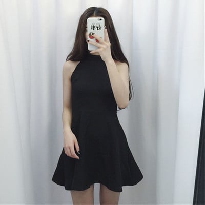 Stílusos női szabású fekete ruha