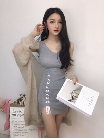 Hétköznapi női ruha, hátul keresztkötővel, két színben