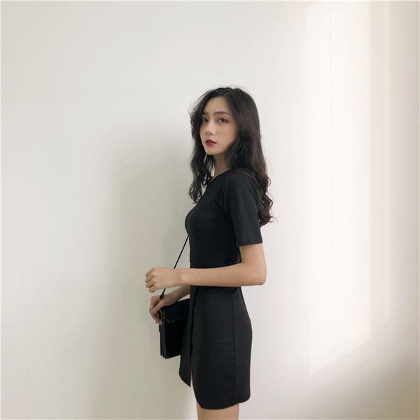 Alkalmi női ruha rövid ujjal, sima modell barna és fekete színben