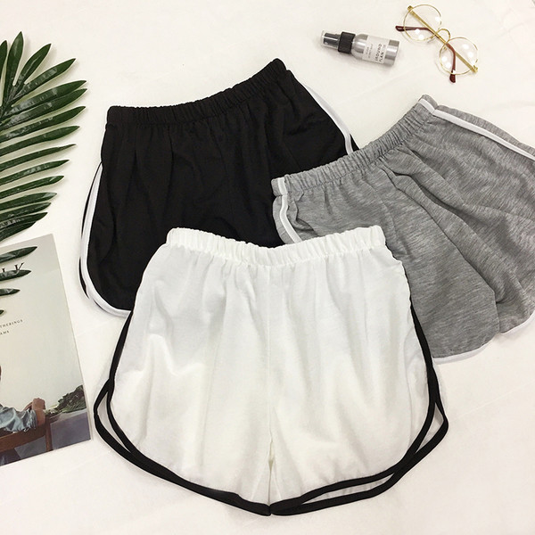 Βαμβακερά σύντομα αθλητικά σορτς για γυναίκες σε τρία χρώματα