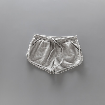 Γυναικεία κοντομάνικα αθλητικά shorts σε τέσσερα χρώματα