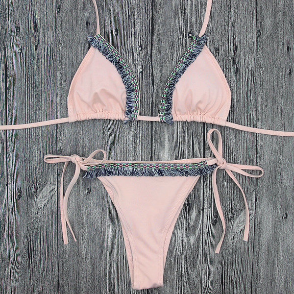 Fable blânde de femei în două părți cu cravate și franjuri