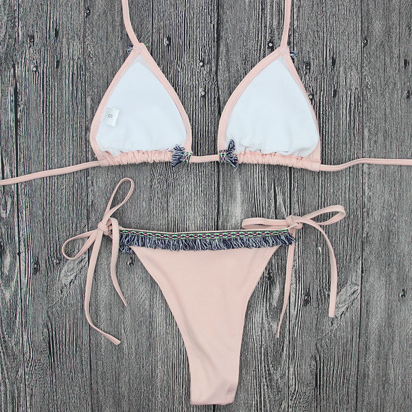 Fable blânde de femei în două părți cu cravate și franjuri