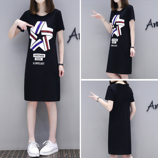 Спортно - ежедневна дамска рокля с апликация в бял и черен цвят