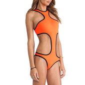 Női teljes fürdőruha - erősen narancssárga szabású