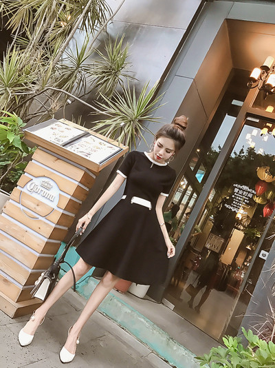 Stílusos női szabású ruha három színben