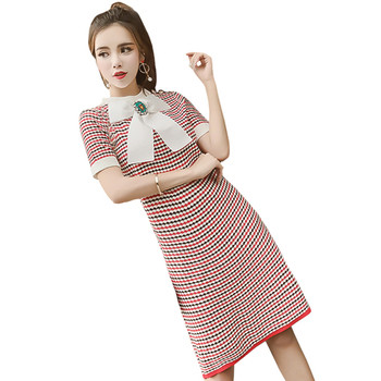 Rochie lunga de dama eleganta cu panglica