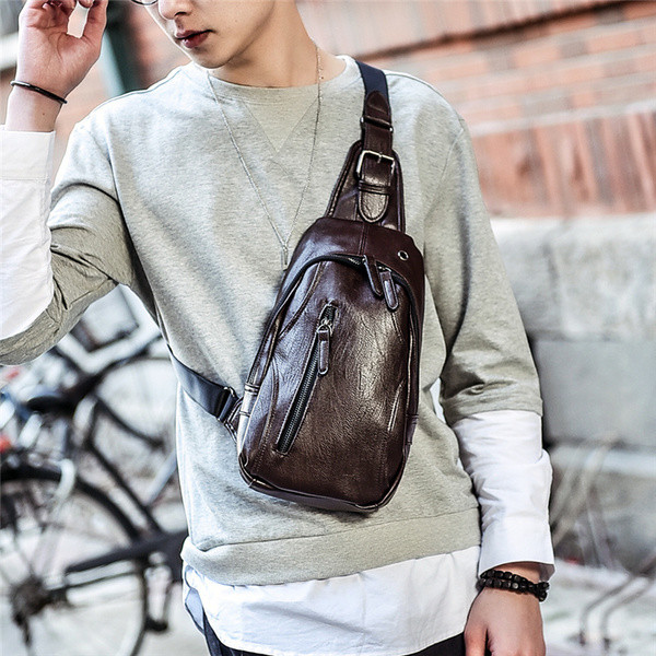 Kényelmes férfi bőrtáska három színben zsebekkel