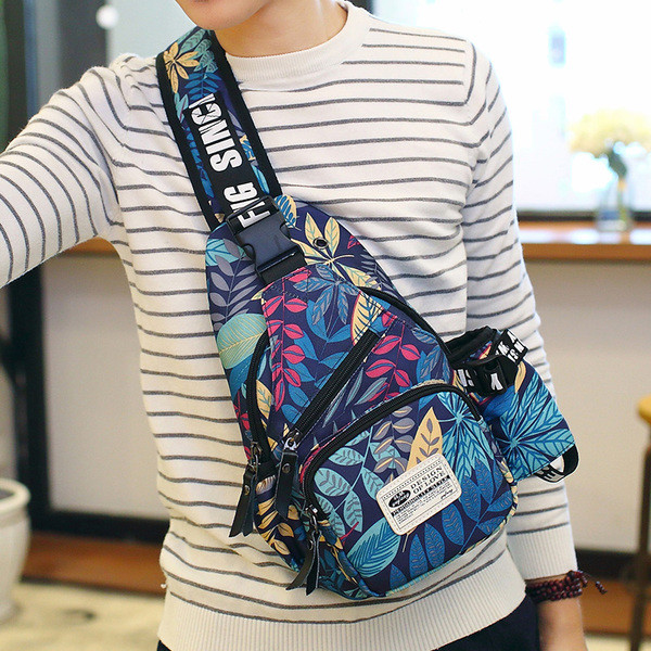 Hétköznapi férfi kis hátizsák három színben virágmintás zsebekkel