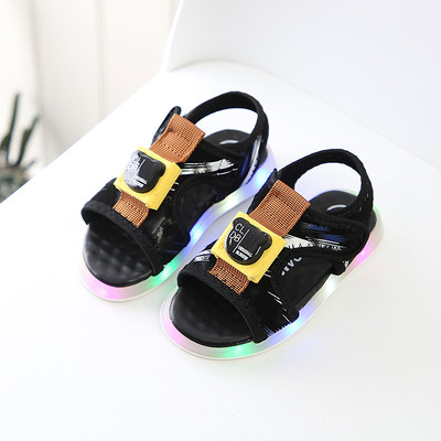 Gyermekszandál fiúknak - két színben izzó