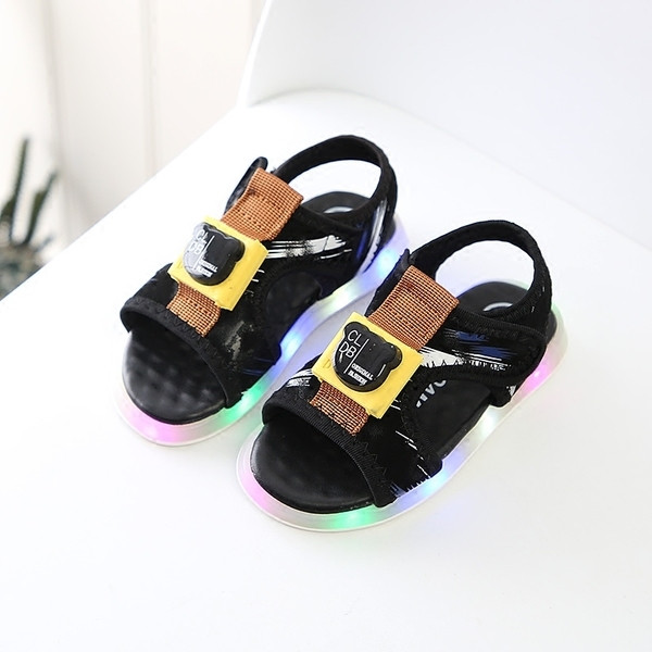Gyermekszandál fiúknak - két színben izzó