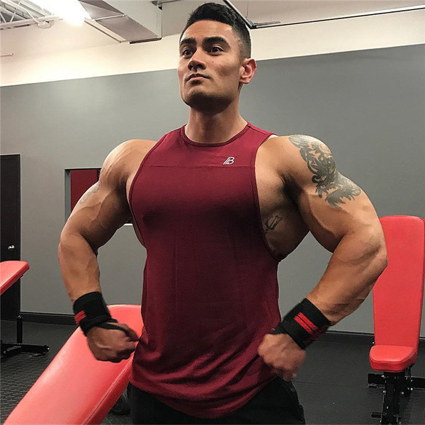 Férfi sportmellény több színben, széles pántokkal