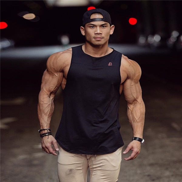 Férfi sportmellény több színben, széles pántokkal