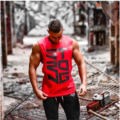 Férfi felső O-nyakkal, négy színben felirattal