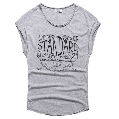 Nyári napi férfi felső több színben felirattal