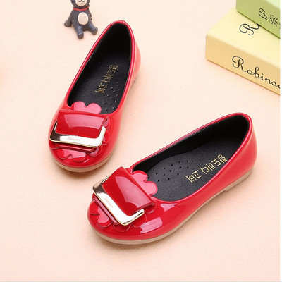 Παιδικά παπούτσια για κορίτσια με 3D διακόσμηση