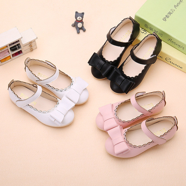 Gyerek szandál lányoknak szalaggal
