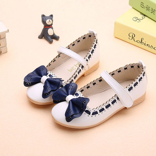 Gyermek szandál zárt modell lányoknak szalaggal