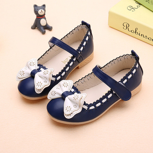 Gyermek szandál zárt modell lányoknak szalaggal
