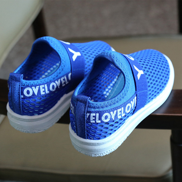 Gyermek sport - alkalmi cipő fiúknak és lányoknak három színben