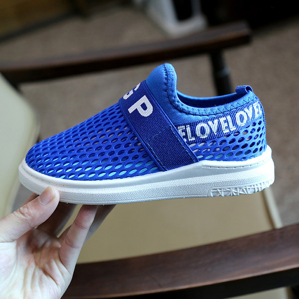 Gyermek sport - alkalmi cipő fiúknak és lányoknak három színben